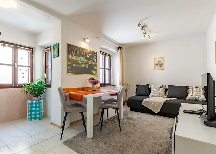 Sofija Old Center Apartman Zára