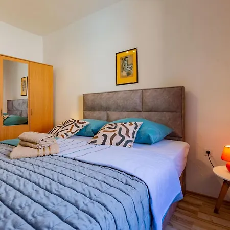 Sofija Old Center زادار