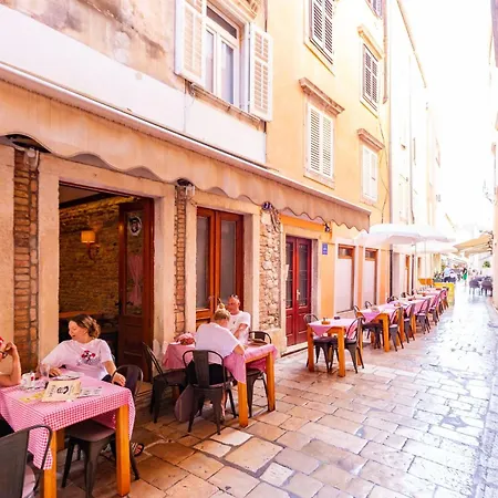 Sofija Old Center 扎达尔